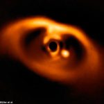 Prima imagine a naşterii unei planete