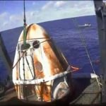 capsula Crew Dragon după aterizare